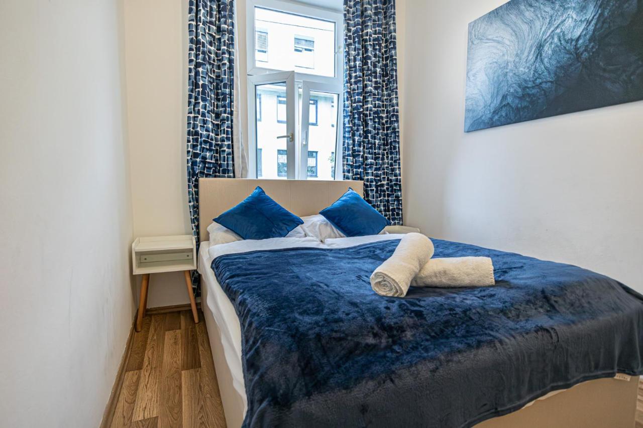 Modern Comforts: Chic Studio Apt Centrally Located ウィーン エクステリア 写真